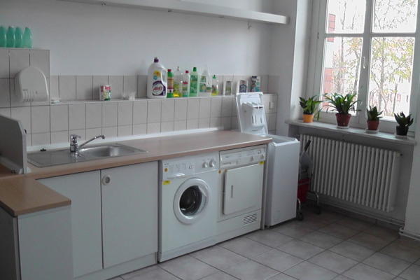 Hauswirtschaftskabinett Bild 2