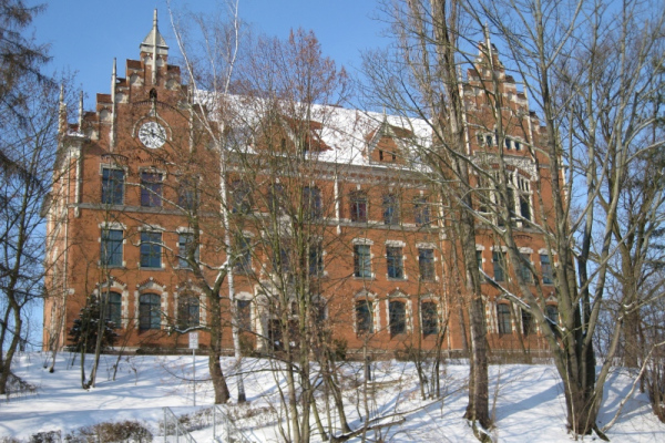 Außenstelle I - Rote Schule